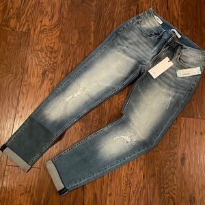 VIGOSS Elaine Girlfriend Distressed Jean